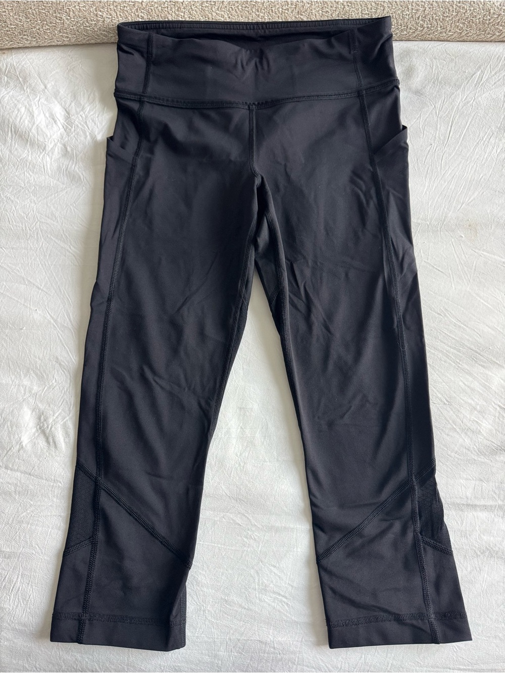 Lululemon Black Active Capri Leggings